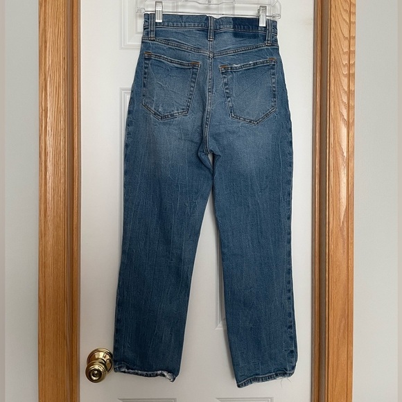 Abercrombie & Fitch Ankle Straight Ultra High Rise Size 26/2 Short - Picture 7 of 9